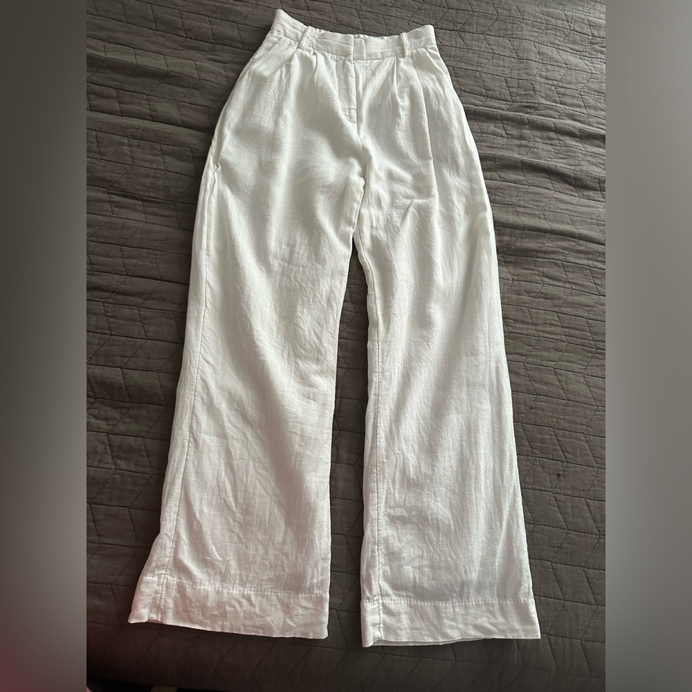 Abercrombie & Fitch Linen Blend Pants in White